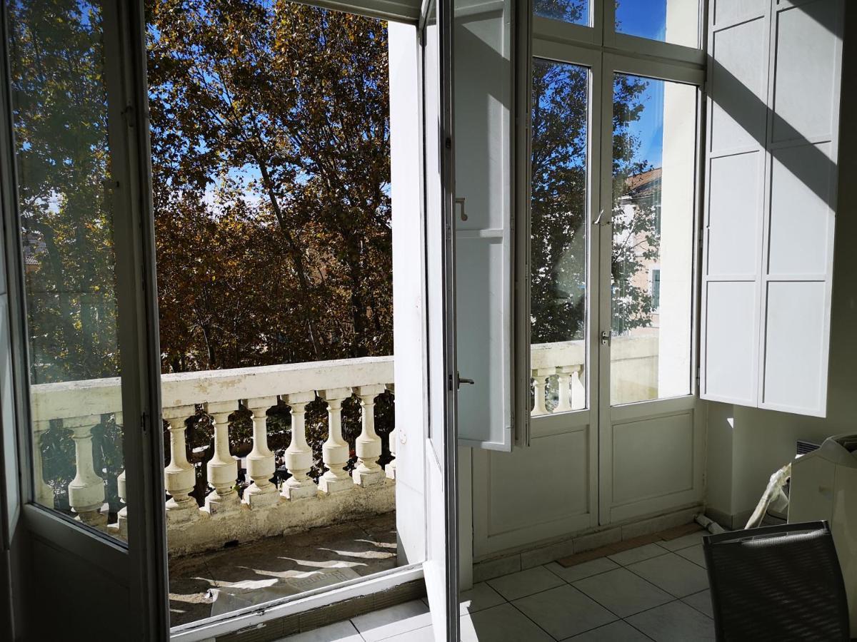 Appartement de 105m2, balcon sur Cours de la République Narbona Exterior foto